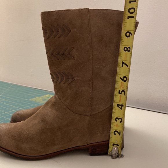 UGG Leather Mid-calf Boho Ranch Boots Suede w detail LIKE NEW! Size 9 - Picture 9 of 9